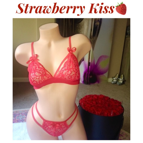 Vintage Other - STRAWBERRY KISS🍓LINGERIE🍓